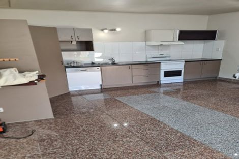 Photo of property in 52 Stokes Valley Road, Stokes Valley, Lower Hutt, 5019