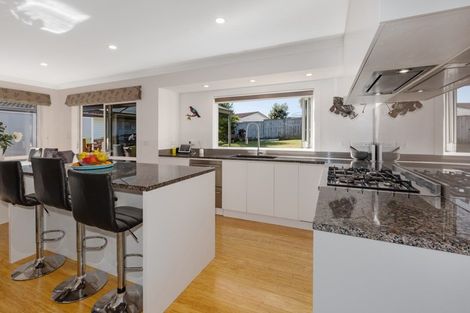 Photo of property in 4 Azimuth Place, Whitby, Porirua, 5024