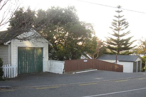 Photo of property in 177 Seatoun Heights Road, Seatoun, Wellington, 6022