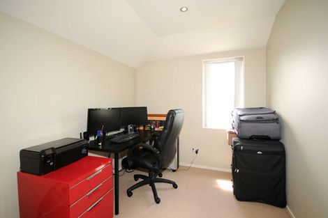 Photo of property in 94a Packe Street, Edgeware, Christchurch, 8013