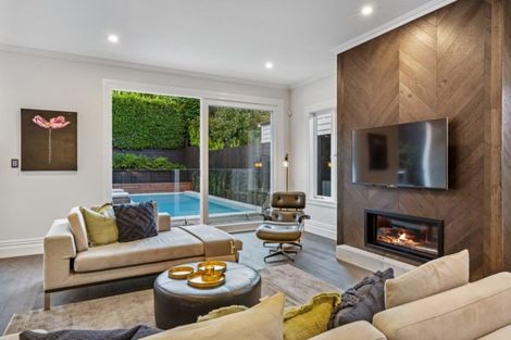 Photo of property in 18 Beaconsfield Street, Grey Lynn, Auckland, 1021