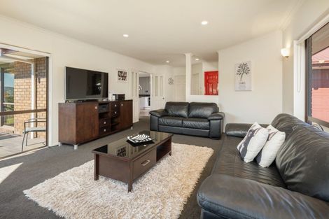 Photo of property in 4 Admiralty Place, Waikawa, Picton, 7220