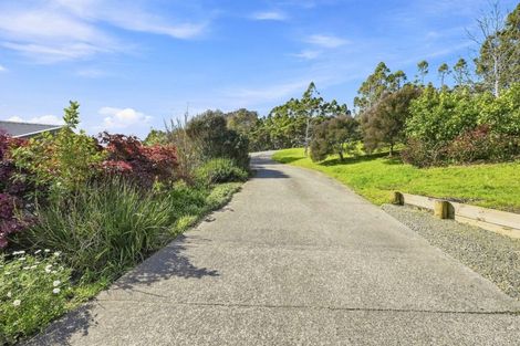 Photo of property in 136 Pinchgut Road, Kaukapakapa, 0873
