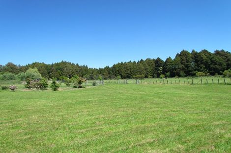 Photo of property in 344 Hughes Line, West Taratahi, Carterton, 5887