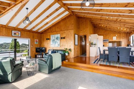 Photo of property in 409 Onemana Drive, Onemana, Whangamata, 3691