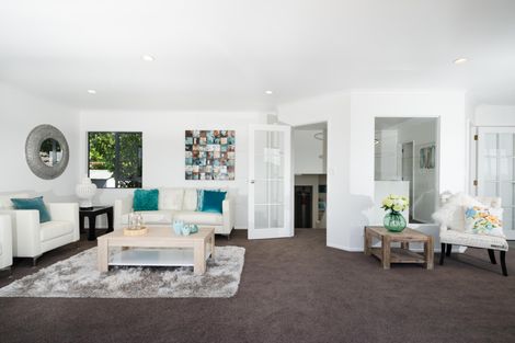 Photo of property in 14 Lesa Annis Place, Henderson, Auckland, 0612