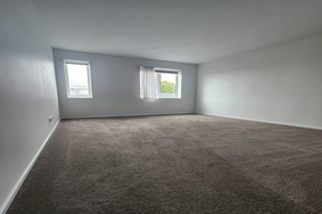 Photo of property in 9 Riroriro Close, Papakura, 2110