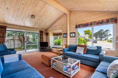 Photo of property in 14 The Dunes, Pauanui, Hikuai, 3579