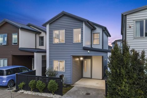 Photo of property in 9 Silvereye Road, Hobsonville, Auckland, 0616