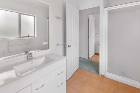 Photo of property in 19 Catalina Drive, Melville, Hamilton, 3206