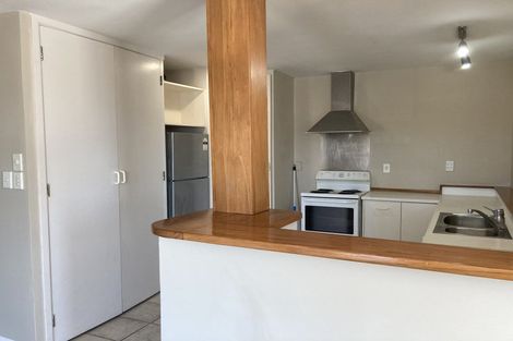 Photo of property in 7 Rodrigo Road, Kilbirnie, Wellington, 6022