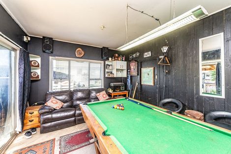 Photo of property in 51 Thatcher Street, Castlecliff, Whanganui, 4501