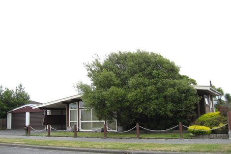 Photo of property in 54 Orrick Crescent, Avondale, Christchurch, 8061