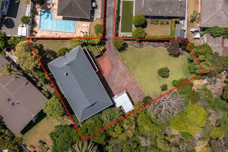 Photo of property in 13 Tarahanga Street, Northcote, Auckland, 0627