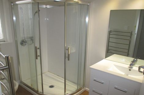 Photo of property in 126a Masters Avenue, Silverdale, Hamilton, 3216