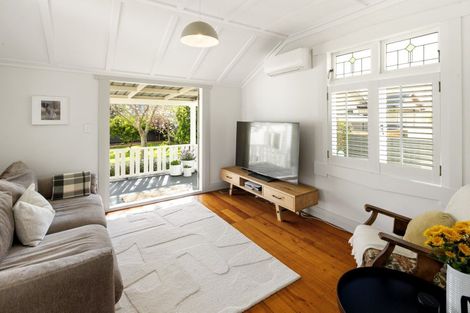 Photo of property in 6 Grosvenor Street, Cambridge, 3434