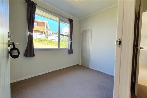 Photo of property in 1/26 Becroft Drive, Forrest Hill, Auckland, 0620