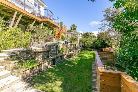 Photo of property in 16 Narbada Crescent, Khandallah, Wellington, 6035