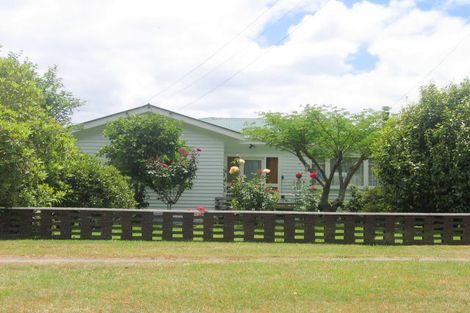 Photo of property in 28 Marsack Road, Taumarunui, 3992