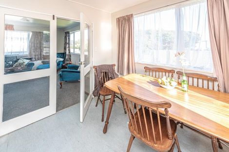 Photo of property in 93a Matai Street, Castlecliff, Whanganui, 4501