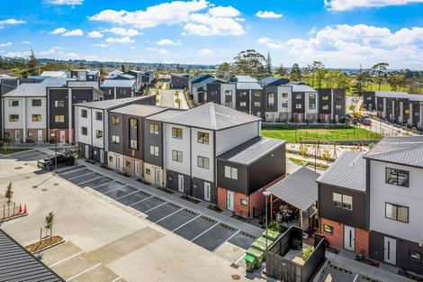 Photo of property in 9/25 Jabuka Street, Glen Eden, Auckland, 0602