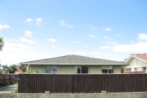Photo of property in 2/19 Cheviot Street, Spreydon, Christchurch, 8024