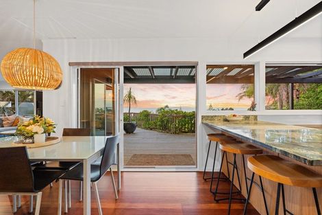 Photo of property in 74 Duncansby Road, Stanmore Bay, Whangaparaoa, 0932