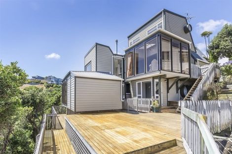 Photo of property in 13 Ettrick Grove, Papakowhai, Porirua, 5024