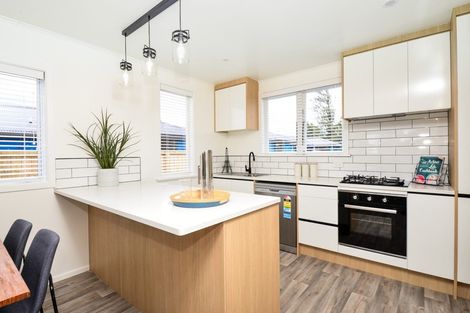 Photo of property in 5 Morrison Crescent, Glenview, Hamilton, 3206