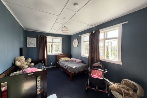 Photo of property in 4 Rintoul Street, Westport, 7825