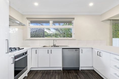 Photo of property in 213 Fifield Terrace, Opawa, Christchurch, 8023