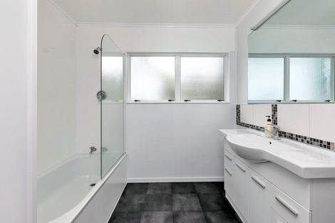 Photo of property in 47 Old Onerahi Road, Onerahi, Whangarei, 0110