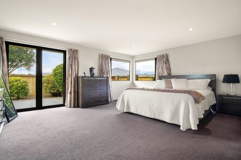 Photo of property in 12 Sunninghurst Drive, Fairfield, Dunedin, 9018