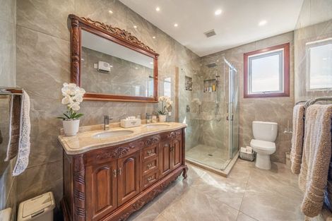 Photo of property in 62 Kiriwai Road, Paremata, Porirua, 5024
