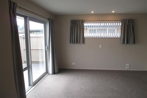 Photo of property in 32 Taiore Crescent, Marshland, Christchurch, 8083