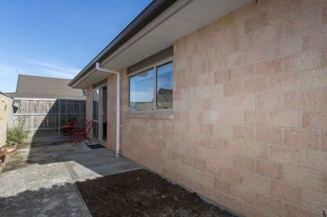 Photo of property in 3 Reeves Road, Rangiora, 7400