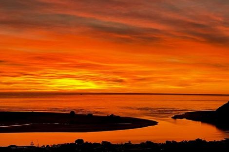 Photo of property in 67 Glenstrae Road, Redcliffs, Christchurch, 8081