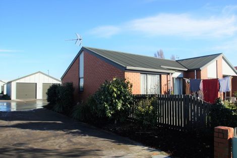 Photo of property in 214a Breezes Road, Aranui, Christchurch, 8061