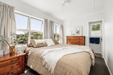 Photo of property in 85 Waikite Road, Welcome Bay, Tauranga, 3112