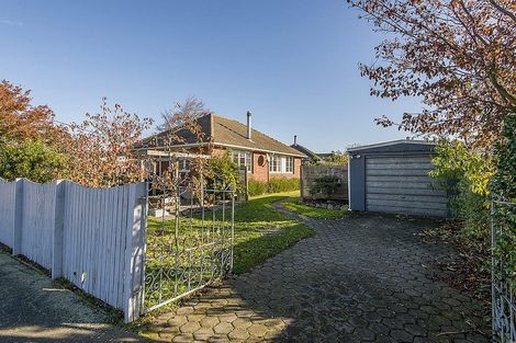 Photo of property in 23 Rowcliffe Crescent, Avonside, Christchurch, 8061