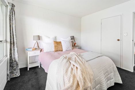 Photo of property in 56 Stanmore Bay Road, Stanmore Bay, Whangaparaoa, 0932