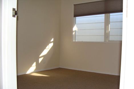 Photo of property in 39 Sandspit Road, Cockle Bay, Auckland, 2014