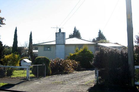 Photo of property in 9 Diamond Street, Carterton, 5713