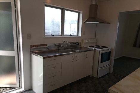 Photo of property in 22 Greenstone Place, Clover Park, Auckland, 2019