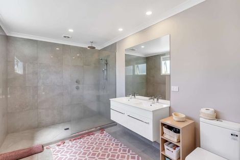 Photo of property in 17 Ballinger Place, Kaiapoi, 7630