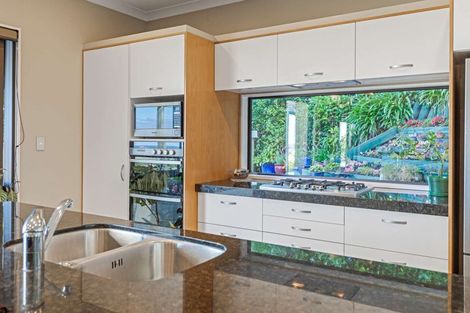 Photo of property in 24 Wairere Road, Bastia Hill, Whanganui, 4500