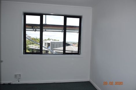 Photo of property in 5 Monarch Avenue, Hillcrest, Auckland, 0627