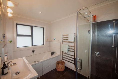 Photo of property in 194 Mclintock Street North, Johnsonville, Wellington, 6037