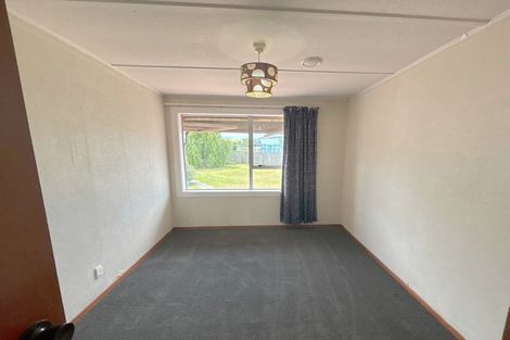 Photo of property in 6 Avro Crescent, Hornby, Christchurch, 8042