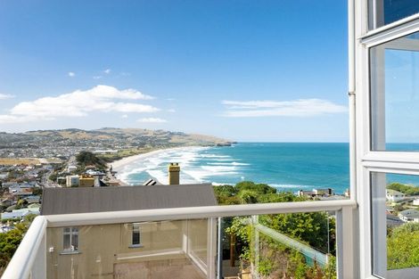 Photo of property in 106 Cliffs Road, Saint Clair, Dunedin, 9012